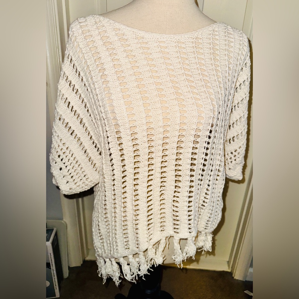 American Eagle off the shoulder top layer sweater